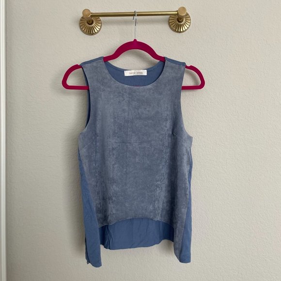 Bishop + Young Women's Blue Faux Suede Tank Top NWOT Size Medium - Picture 2 of 4